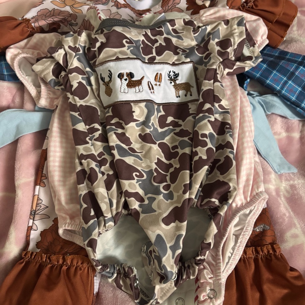 Camouflage Baby Romper with Animal Embroidery